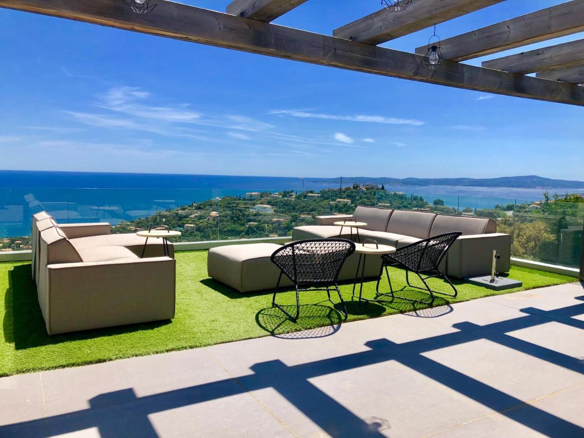 Vue Panoramique Sur La Baie De St Tropez Villa Les Issambres Exterior photo